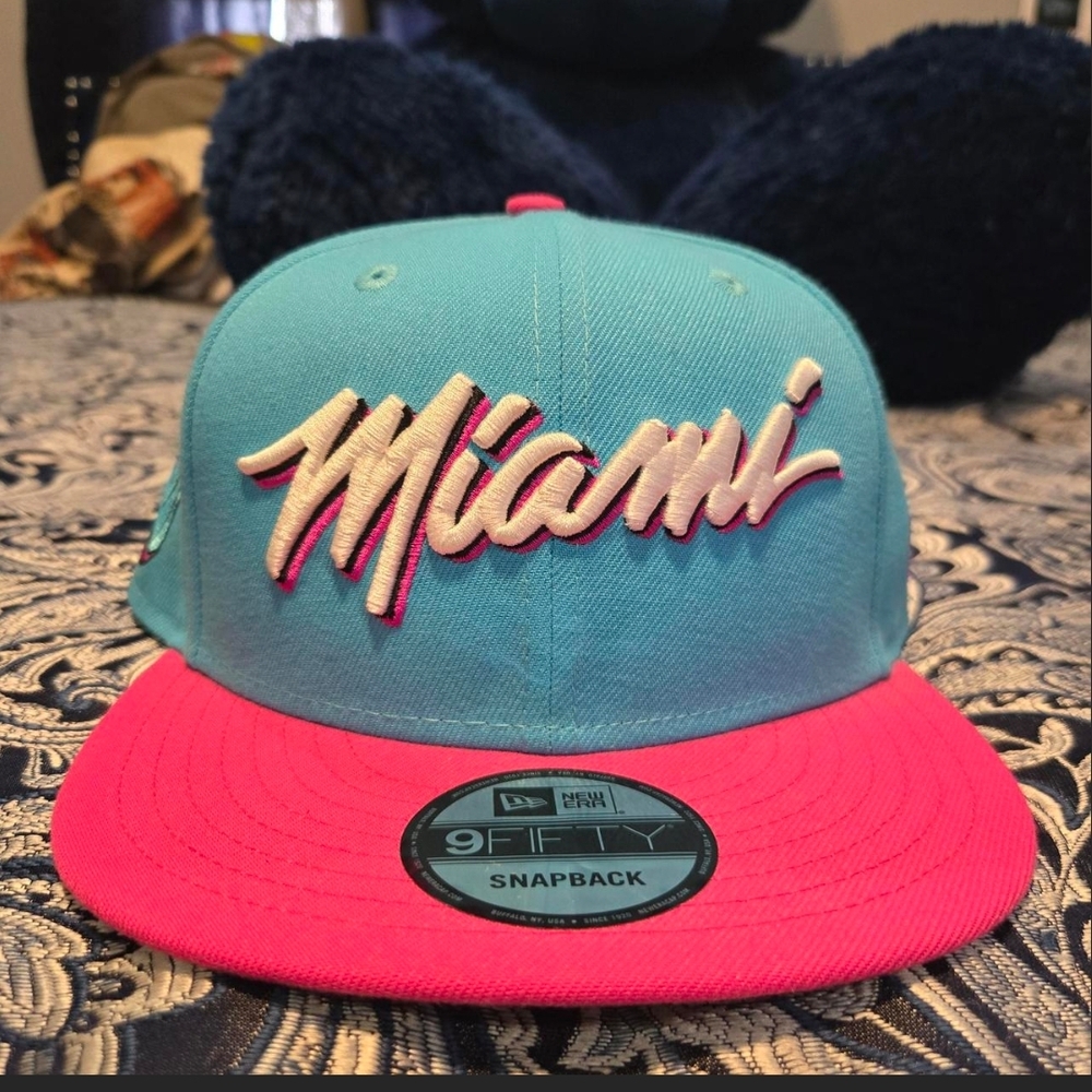 New Era Pink and Blue 9FIFTY Snapback Hat